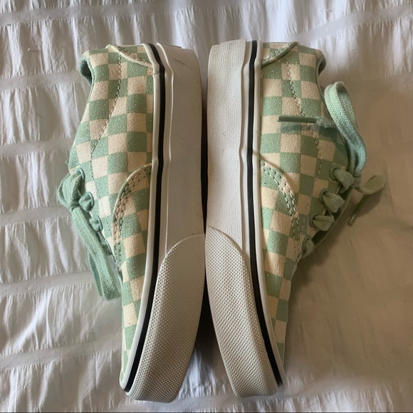 GIRLS SPARKLY CHECKERED VANS - Picture 2 of 3